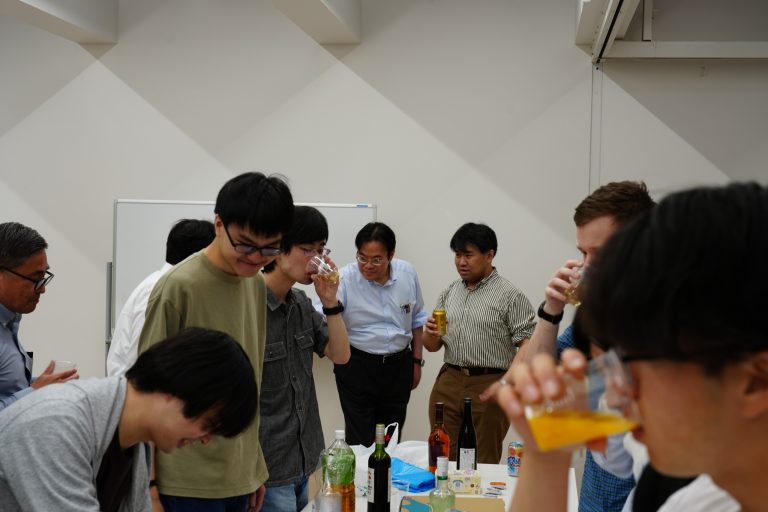 研究室での活動(写真 2)